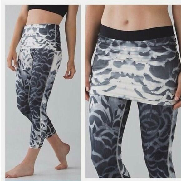 Lululemon Wunder Under Pant SE Dance
Pretty Plume Angel Wing Black 4 - Picture 2 of 8